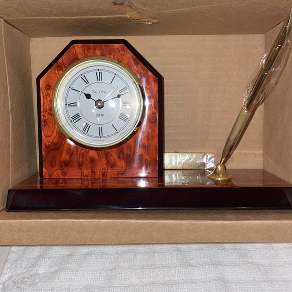 Bulova Clock and Pen Set - Picture 1 of 9